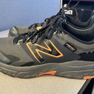 New Balance 510v6 Men's Sneakers Size 11 D (Black/Orange) (Trail) (Like New!)